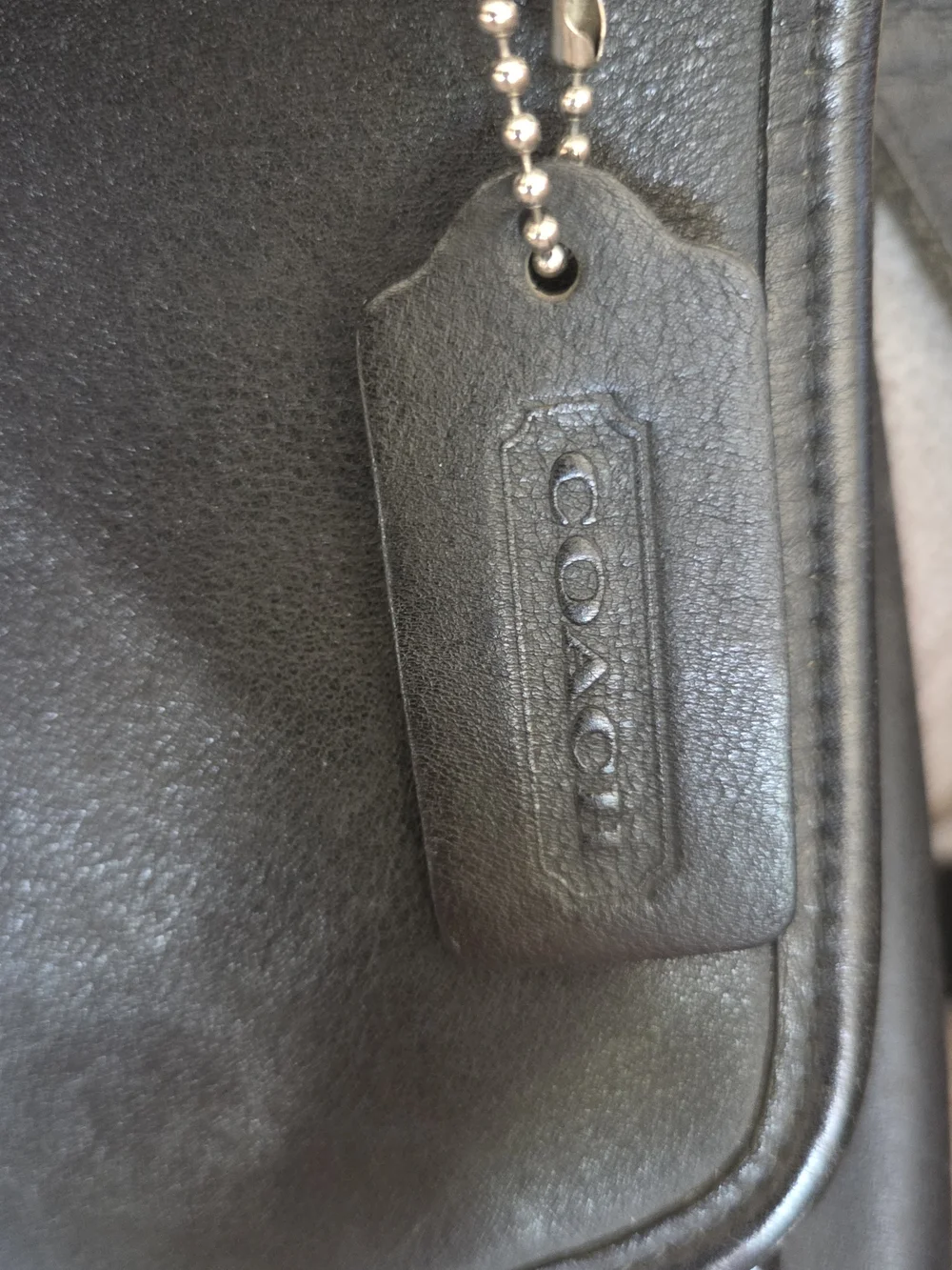 Vintage Coach Black Leather Laptop Briefcase w/Shoulder Strap, for man or woman